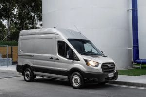Cuidado: Ford Transit dos anos 2025 e 2026 podem apresentar risco de incêndio devido a problema elétrico