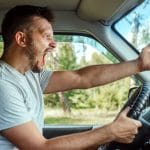 Fique atento, condutor: 3 motivos que podem resultar no CANCELAMENTO de sua CNH