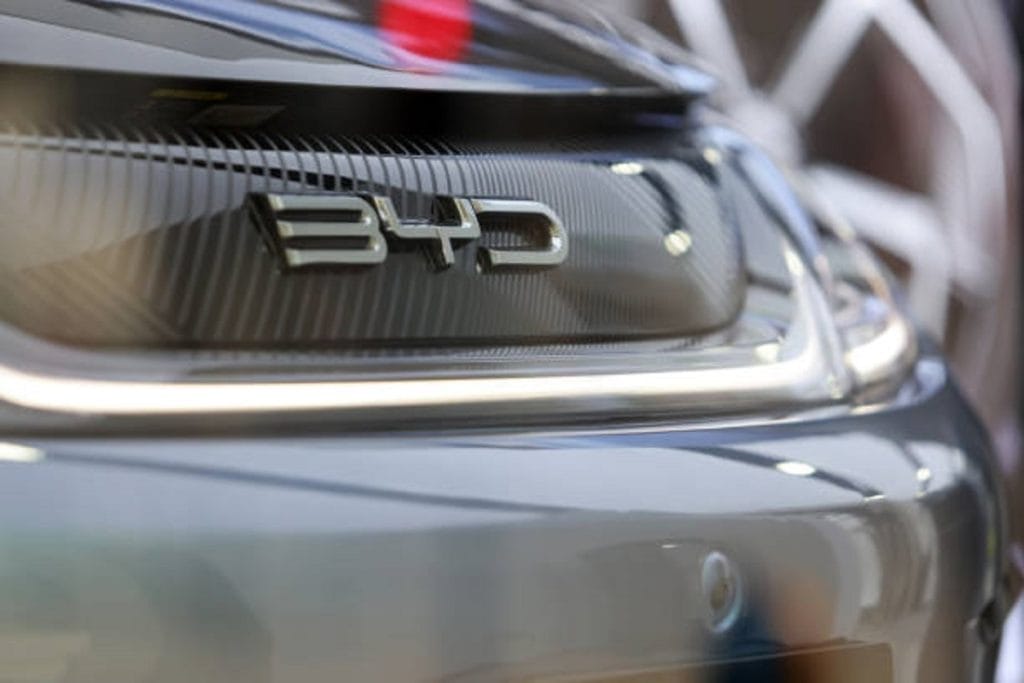 Consumidores da BYD recorrem à Justiça em busca dos veículos prometidos após longas esperas
