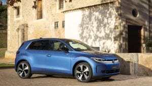 ID. Polo é lançado com 455 km de autonomia para competir diretamente com o BYD Dolphin