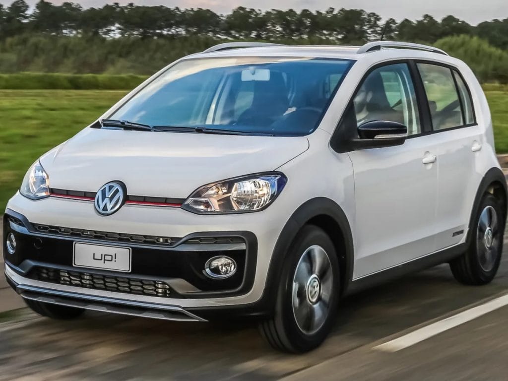 Compacto, mas veloz: o carro que surpreende com sua aceleração impressionante