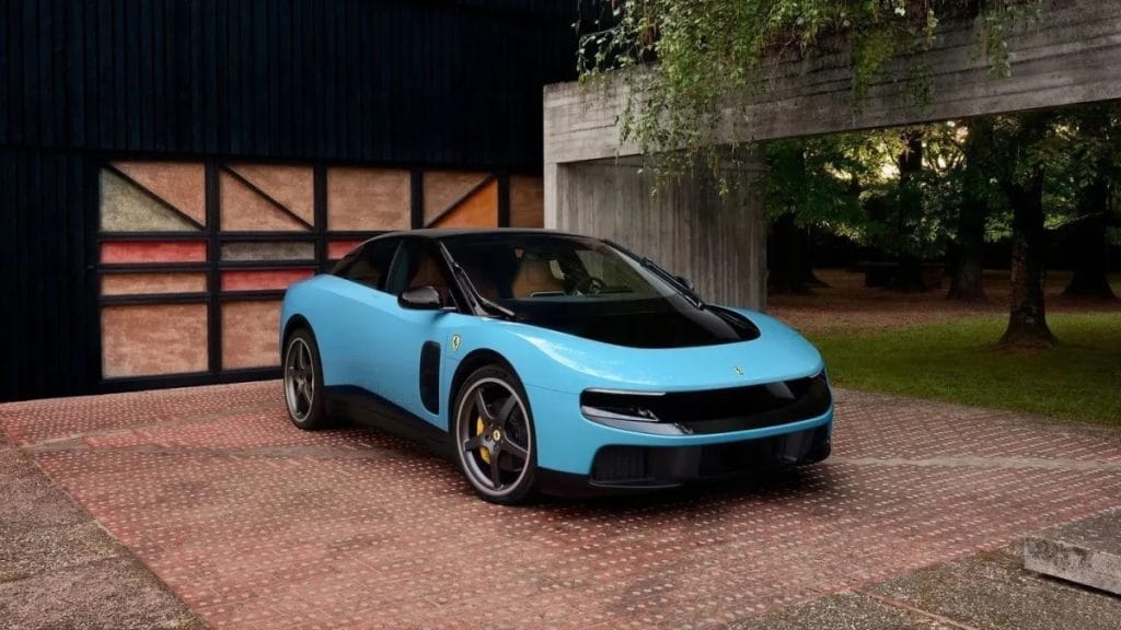 Retirem o logotipo’: a estreia da Ferrari elétrica provoca polêmica e divide opiniões na internet