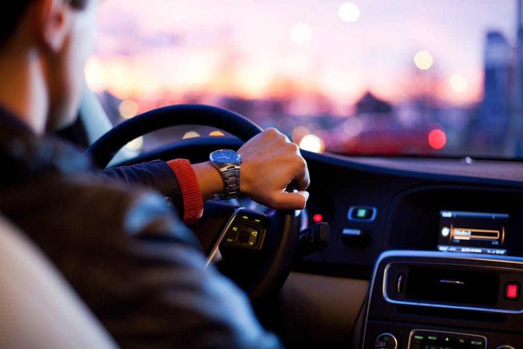 Motoristas da Uber e taxistas têm a chance de adquirir veículos Chevrolet com redução de até R$ 24.000; confira os requisitos para participar