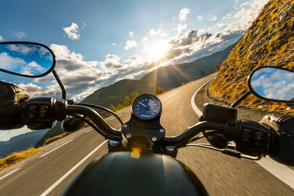 Preparando-se para o feriado sobre duas rodas? Evite estes 7 erros para garantir uma viagem tranquila
