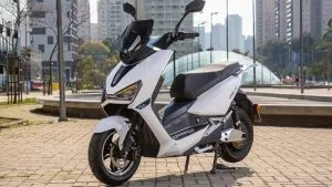 Desvalorização significativa! Motos elétricas têm redução de até 26% e modelo mais vendido agora custa menos de R$ 8.500